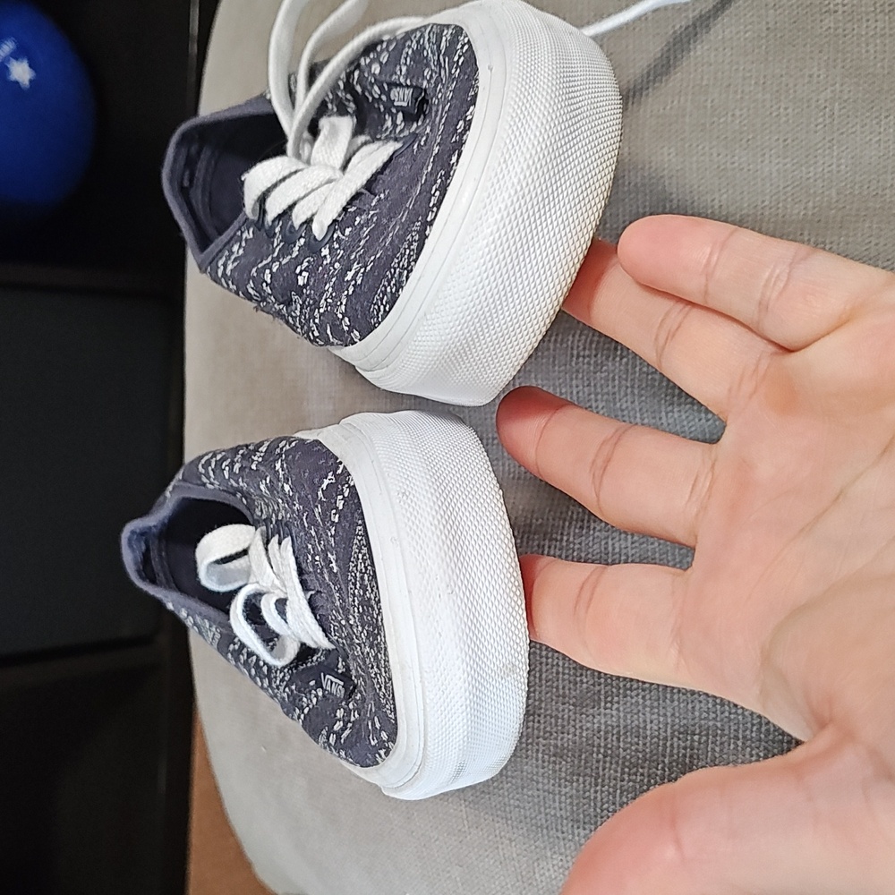 Vans blue and white excellent condition W 7.5 - Picture 11 of 13